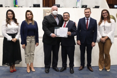 Fehospar recebe meno honrosa da Alep no Dia da Valorizao dos Profissionais de Sade