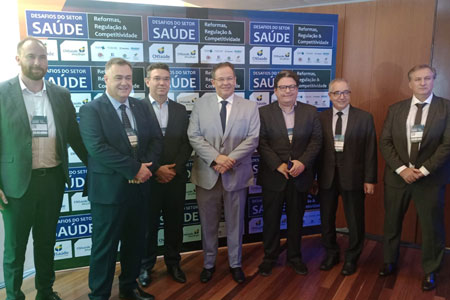 Em Braslia, FEHOSPAR participa de debate proposto pela Confederao Nacional de Sade