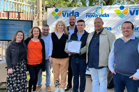 Presidente da FEHOSPAR prestigia inaugurao de novo ambulatrio e ttulo de Utilidade Pblica do Hospital Vida, em Londrina